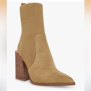 Tan Block Heel Women's Boots